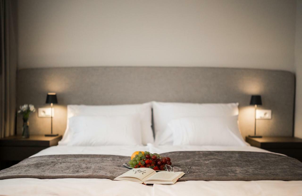 Hotel Florian&Godler คาร์โลวัตส์ ภายนอก รูปภาพ