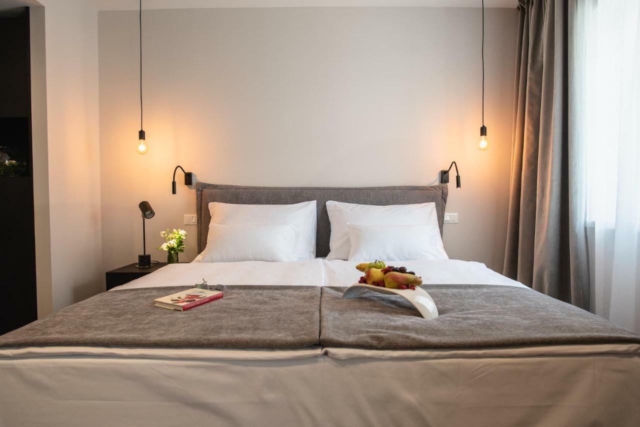 Hotel Florian&Godler คาร์โลวัตส์ ภายนอก รูปภาพ